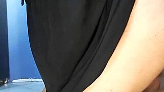 Can The Blonde Stretch Her Asshole With A Bottle?