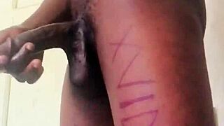 Bad Bitches Only: Muff Diving And Monster Cock Licking