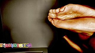 The masseuse gives a wet oily foot massage