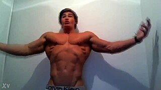 Jeff Seid hd flexing his muscles