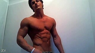 Jeff Seid hd flexing his muscles
