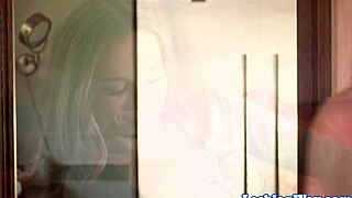 Beautiful Teen Lesbian Queening Milf!