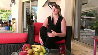 Davina and Candy's first anal trio!