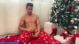 did you see that christmas masturbation next to three santas cumming?