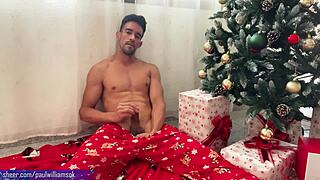 did you see that christmas masturbation next to three santas cumming?