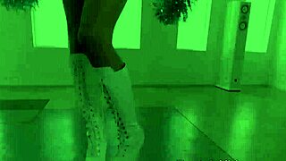 cheerleader's uniform footjob leads to cumshot