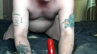 bisexual guy mark wright demonstrates techniques with a dildo in this amateur video