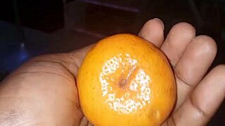 la clementine enjoys smashing her finger in masturbation