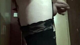 Bisexual sissy crossdresser unloads with dildo in ass. Dreams of real cock.