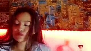 Intense perreo dancing with Karol G and Alicia Keys! Watch me masturbate on cam until I cum! 😍💦