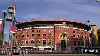 i blow miss peach with a banana