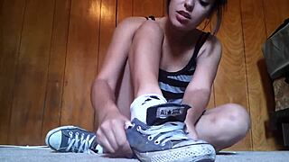 Beautiful Teen Removes Converse And Socks To Reveal Sweaty Feet