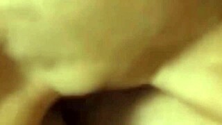 Swollen Pussy Lips Expelling Jets