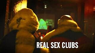 Lesbian threesome in cinema, who rides first?