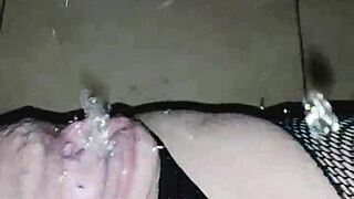 Petite Latina Ashley Enjoys Sex in Hotel Room With Big Ass