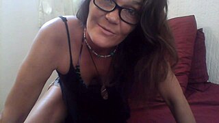 horny milf masturbates pussy for distant boyfriend