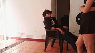 en agradecimiento por arreglarlo te voy a dar una buena cogida parte 1, con anal y deepthroat.