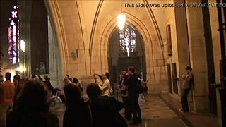 Explore Inside Prague Castle With European Tourist!