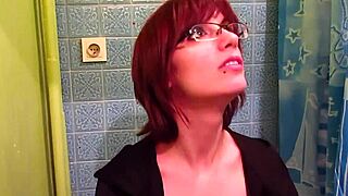 Lola Vinci sextape on xcomplice fr shows hot brunette bent over for action.