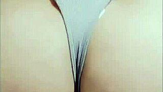 loulish pinay flexes her big ass