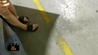blonde almost caught deepthroating