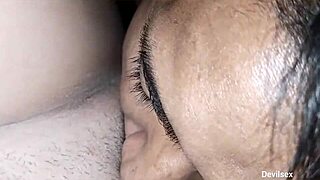 Entre A La Habitación De Mi Prima Y Estaba Muy Distraída Me Le Pego A Chuparle Su Rica Conchita Y Ella Accede A Todo Lo Demás Que Quiera Hacerle