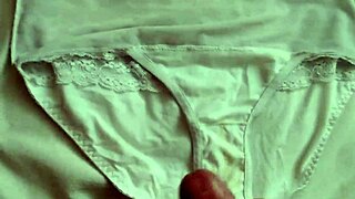 i'm masturbatin with my girlfriends panties, feelin so horny