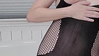 i'm cumming riding my dildo in bathtub.