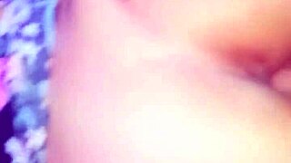 follando duro en posici�n de perrito