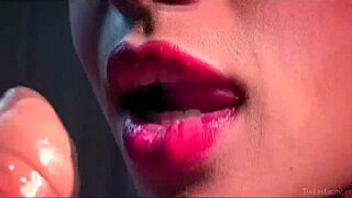 Luna C Fingers Her Pussy During Christmas Solo