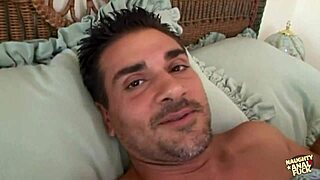 Hey guys, Kara Mynor and Kat Kiss love eating pussy in wild foursomes.