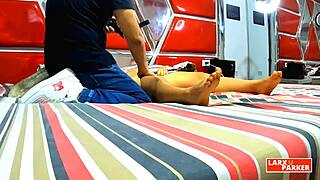 Room Casting 8 Perla Rica Venezolana Jovencita Se Deja Dar Un Masaje En Todo El Cuerpo Hasta Meterle Los Dedos En La Vagina