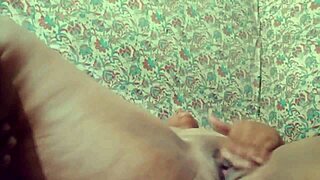 hey, i was alone at home so i masturbated for the camera