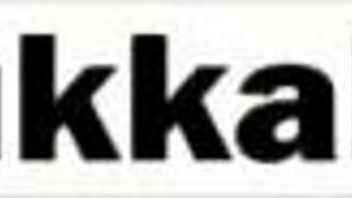 Euro Chick Masturbates Before Men Surround Her for Piss Play