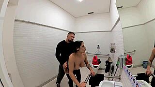 Garota cosplay de jade mortal kombat fazendo sexo dentro do banheiro no halloween - mr matusalem