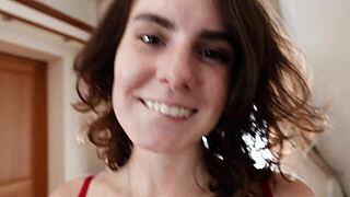 发短信导致亲密啪啪