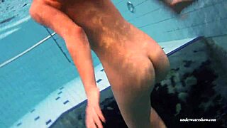 Beautiful Russian teen Duna Bultihalo bathes in bikini underwater