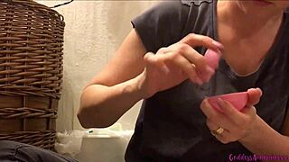 Descriptive Goddess Amanda's Barefoot Foot Fetish Instructions