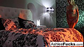 Ashlee Graham does a sexy solo masturbation in an artful nude pose