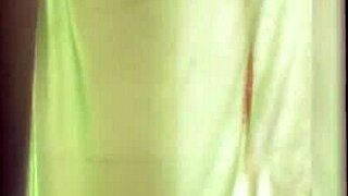 VENEZUELAN ESCORT offers services