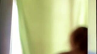 VENEZUELAN ESCORT offers services