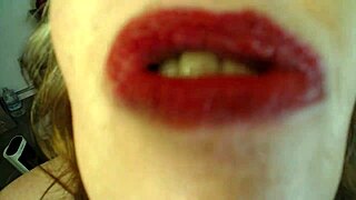 Henny gets birthday love from sexy dawnskye1962