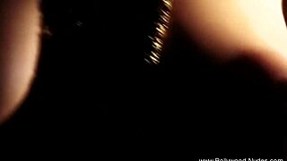 I feel seduced by this sexy asian babe's teazing.