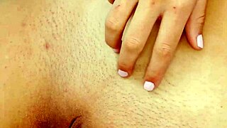 So, this ordinary cute teen got naked for a close-up shot