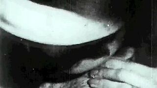 Vintage Old Lesbians In Action!