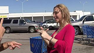 i saw this big ass blonde milf get a facial, she's so hot