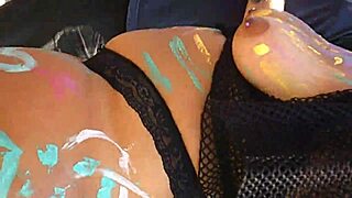 Pride 2016 BBW Flashes Her Curves in Public