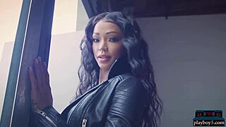 harley dean stripping nude in the shop?