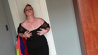 Fat Girl Tries On Dresses for Sexy Playtime!