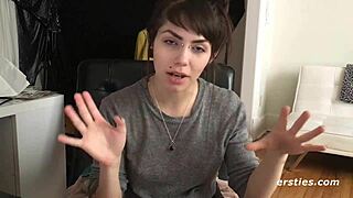 All Natural Sloan Fingers Her Hairy Pussy to Orgasm